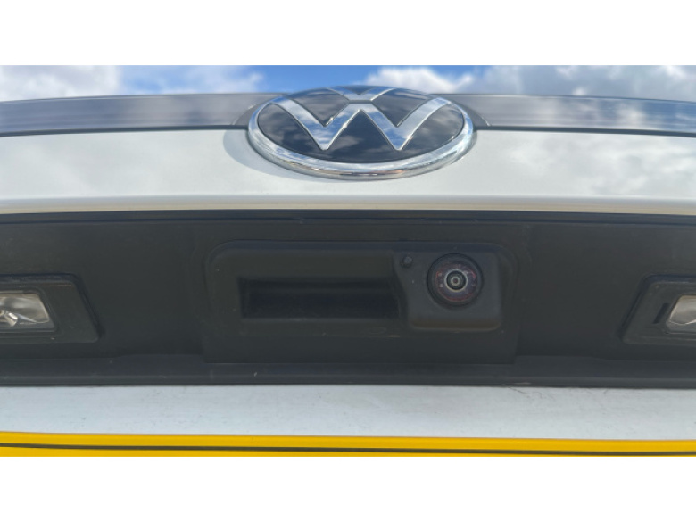 Volkswagen Passat 1.5 eTSI R-Line 5dr DSG Petrol Estate